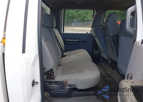 2013 Ford F-250 Xl from USA, damaged, VIN 1FT7W2B66DEB10358